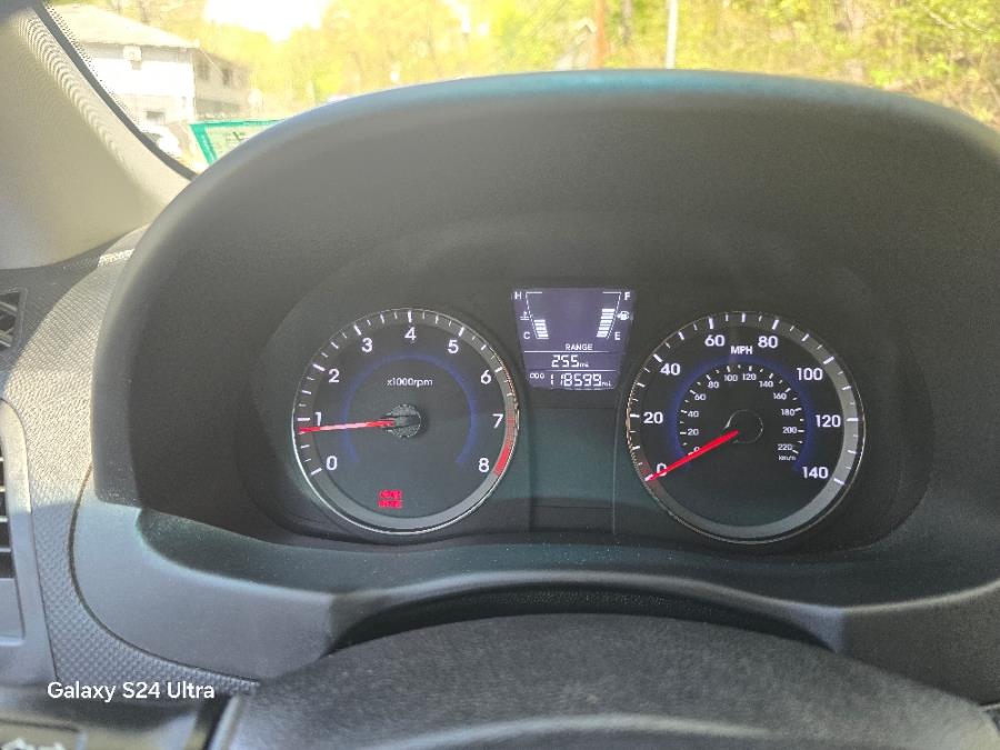 2014 Hyundai Accent 5dr HB Man SE, available for sale in Bloomingdale, New Jersey | Bloomingdale Auto Group. Bloomingdale, New Jersey 2014 Hyundai Accent 5dr HB Man SE, available for sale in Bloomingdale, New Jersey | Bloomingdale Auto Group. Bloomingdale, New Jersey
