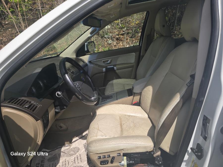 2014 Volvo XC90 AWD 4dr Platinum, available for sale in Bloomingdale, New Jersey | Bloomingdale Auto Group. Bloomingdale, New Jersey 2014 Volvo XC90 AWD 4dr Platinum, available for sale in Bloomingdale, New Jersey | Bloomingdale Auto Group. Bloomingdale, New Jersey