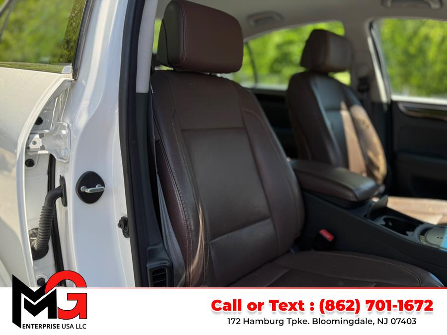 2012 Hyundai Genesis 4dr Sdn V6 3.8L, available for sale in Bloomingdale, New Jersey | MG Enterprise USA. Bloomingdale, New Jersey 2012 Hyundai Genesis 4dr Sdn V6 3.8L, available for sale in Bloomingdale, New Jersey | MG Enterprise USA. Bloomingdale, New Jersey