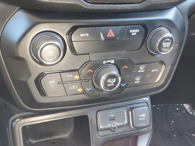 2020 Jeep Renegade Latitude, available for sale in Fort Lauderdale, Florida | CarLux Fort Lauderdale. Fort Lauderdale, Florida 2020 Jeep Renegade Latitude, available for sale in Fort Lauderdale, Florida | CarLux Fort Lauderdale. Fort Lauderdale, Florida