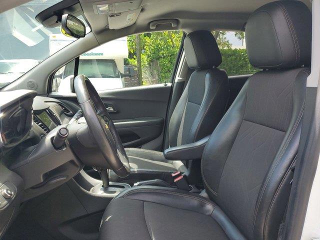 2021 Chevrolet Trax LT, available for sale in Fort Lauderdale, Florida | CarLux Fort Lauderdale. Fort Lauderdale, Florida 2021 Chevrolet Trax LT, available for sale in Fort Lauderdale, Florida | CarLux Fort Lauderdale. Fort Lauderdale, Florida
