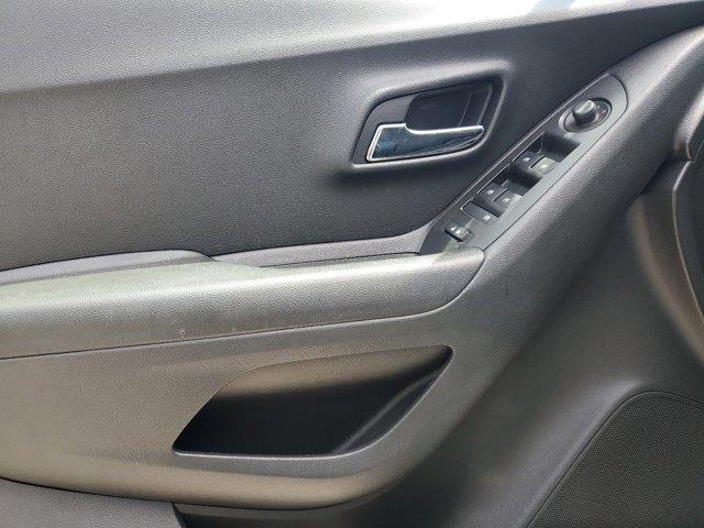 2021 Chevrolet Trax LT, available for sale in Fort Lauderdale, Florida | CarLux Fort Lauderdale. Fort Lauderdale, Florida 2021 Chevrolet Trax LT, available for sale in Fort Lauderdale, Florida | CarLux Fort Lauderdale. Fort Lauderdale, Florida