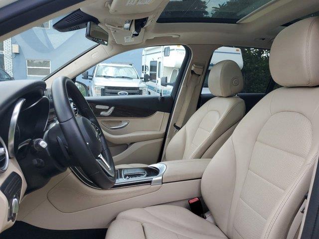 2021 Mercedes-benz Glc GLC 300, available for sale in Fort Lauderdale, Florida | CarLux Fort Lauderdale. Fort Lauderdale, Florida 2021 Mercedes-benz Glc GLC 300, available for sale in Fort Lauderdale, Florida | CarLux Fort Lauderdale. Fort Lauderdale, Florida