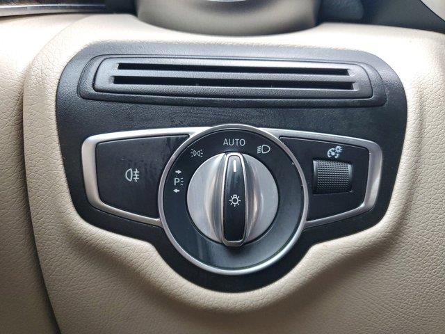 2021 Mercedes-benz Glc GLC 300, available for sale in Fort Lauderdale, Florida | CarLux Fort Lauderdale. Fort Lauderdale, Florida 2021 Mercedes-benz Glc GLC 300, available for sale in Fort Lauderdale, Florida | CarLux Fort Lauderdale. Fort Lauderdale, Florida