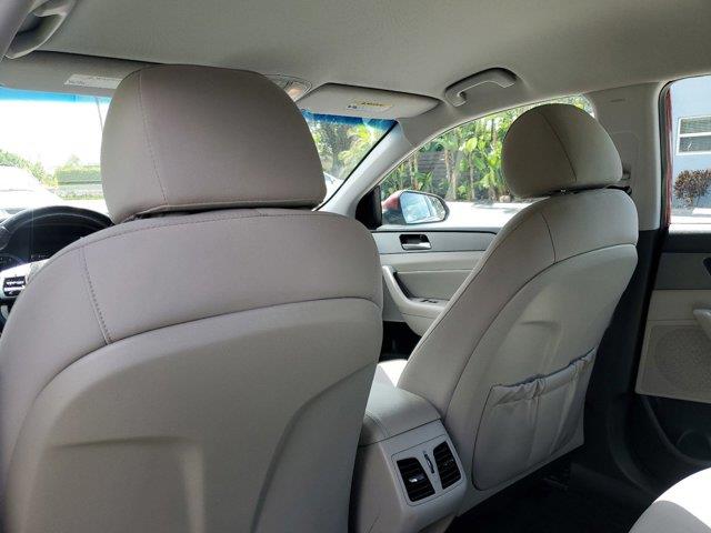 2019 Hyundai Sonata SEL, available for sale in Fort Lauderdale, Florida | CarLux Fort Lauderdale. Fort Lauderdale, Florida 2019 Hyundai Sonata SEL, available for sale in Fort Lauderdale, Florida | CarLux Fort Lauderdale. Fort Lauderdale, Florida