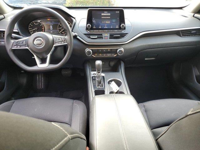 2022 Nissan Altima 2.5 SV, available for sale in Fort Lauderdale, Florida | CarLux Fort Lauderdale. Fort Lauderdale, Florida 2022 Nissan Altima 2.5 SV, available for sale in Fort Lauderdale, Florida | CarLux Fort Lauderdale. Fort Lauderdale, Florida