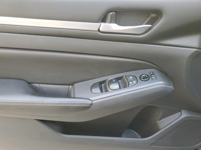 2022 Nissan Altima 2.5 SV, available for sale in Fort Lauderdale, Florida | CarLux Fort Lauderdale. Fort Lauderdale, Florida 2022 Nissan Altima 2.5 SV, available for sale in Fort Lauderdale, Florida | CarLux Fort Lauderdale. Fort Lauderdale, Florida