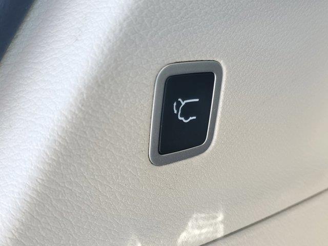 2022 Chrysler Pacifica Touring L, available for sale in Fort Lauderdale, Florida | CarLux Fort Lauderdale. Fort Lauderdale, Florida 2022 Chrysler Pacifica Touring L, available for sale in Fort Lauderdale, Florida | CarLux Fort Lauderdale. Fort Lauderdale, Florida