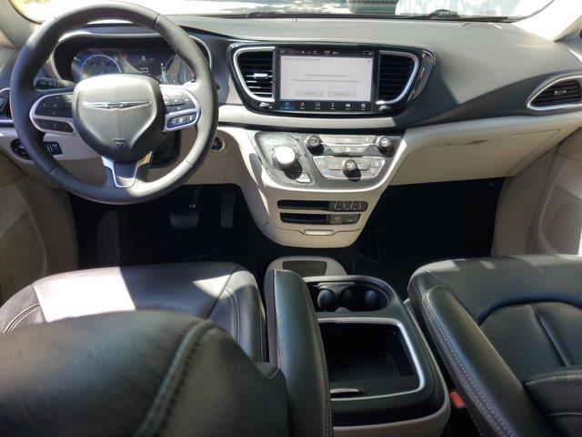 2022 Chrysler Pacifica Touring L, available for sale in Fort Lauderdale, Florida | CarLux Fort Lauderdale. Fort Lauderdale, Florida 2022 Chrysler Pacifica Touring L, available for sale in Fort Lauderdale, Florida | CarLux Fort Lauderdale. Fort Lauderdale, Florida