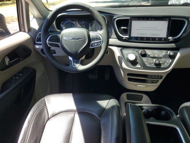2022 Chrysler Pacifica Touring L, available for sale in Fort Lauderdale, Florida | CarLux Fort Lauderdale. Fort Lauderdale, Florida 2022 Chrysler Pacifica Touring L, available for sale in Fort Lauderdale, Florida | CarLux Fort Lauderdale. Fort Lauderdale, Florida