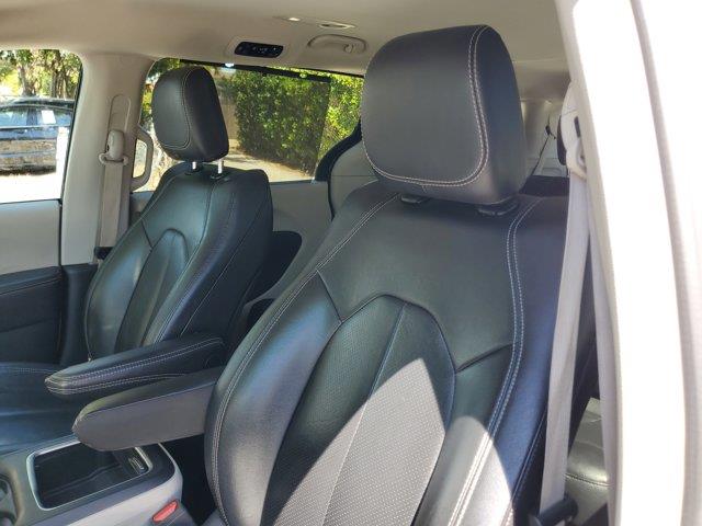 2022 Chrysler Pacifica Touring L, available for sale in Fort Lauderdale, Florida | CarLux Fort Lauderdale. Fort Lauderdale, Florida 2022 Chrysler Pacifica Touring L, available for sale in Fort Lauderdale, Florida | CarLux Fort Lauderdale. Fort Lauderdale, Florida