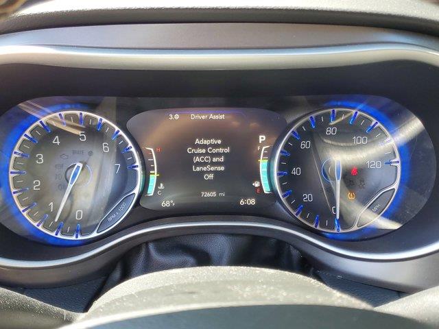 2022 Chrysler Pacifica Touring L, available for sale in Fort Lauderdale, Florida | CarLux Fort Lauderdale. Fort Lauderdale, Florida 2022 Chrysler Pacifica Touring L, available for sale in Fort Lauderdale, Florida | CarLux Fort Lauderdale. Fort Lauderdale, Florida