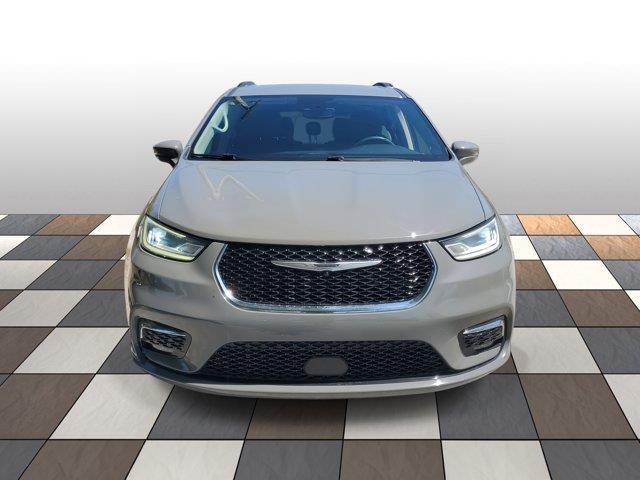 2022 Chrysler Pacifica Touring L, available for sale in Fort Lauderdale, Florida | CarLux Fort Lauderdale. Fort Lauderdale, Florida 2022 Chrysler Pacifica Touring L, available for sale in Fort Lauderdale, Florida | CarLux Fort Lauderdale. Fort Lauderdale, Florida