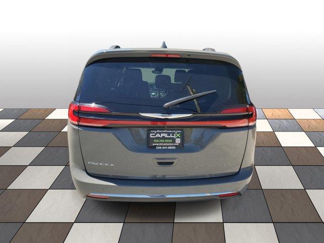 2022 Chrysler Pacifica Touring L, available for sale in Fort Lauderdale, Florida | CarLux Fort Lauderdale. Fort Lauderdale, Florida 2022 Chrysler Pacifica Touring L, available for sale in Fort Lauderdale, Florida | CarLux Fort Lauderdale. Fort Lauderdale, Florida