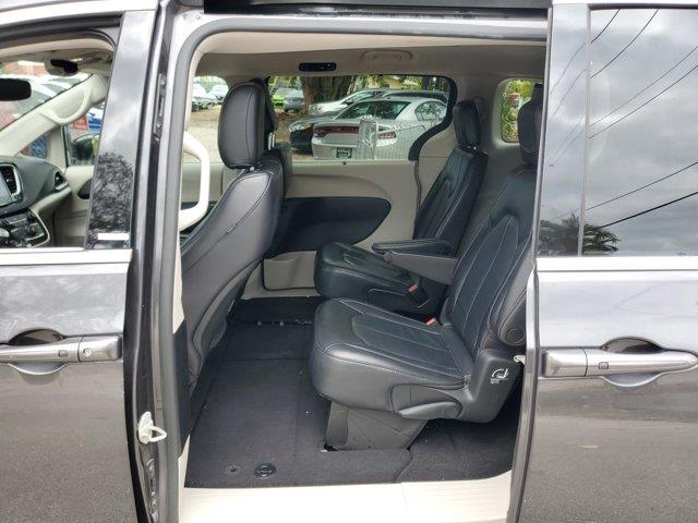 2022 Chrysler Pacifica Touring L, available for sale in Fort Lauderdale, Florida | CarLux Fort Lauderdale. Fort Lauderdale, Florida 2022 Chrysler Pacifica Touring L, available for sale in Fort Lauderdale, Florida | CarLux Fort Lauderdale. Fort Lauderdale, Florida