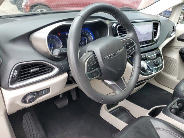 2022 Chrysler Pacifica Touring L, available for sale in Fort Lauderdale, Florida | CarLux Fort Lauderdale. Fort Lauderdale, Florida 2022 Chrysler Pacifica Touring L, available for sale in Fort Lauderdale, Florida | CarLux Fort Lauderdale. Fort Lauderdale, Florida