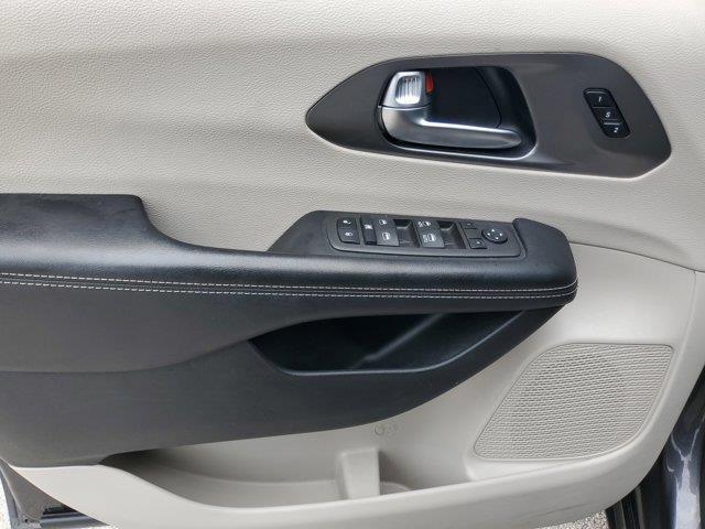 2022 Chrysler Pacifica Touring L, available for sale in Fort Lauderdale, Florida | CarLux Fort Lauderdale. Fort Lauderdale, Florida 2022 Chrysler Pacifica Touring L, available for sale in Fort Lauderdale, Florida | CarLux Fort Lauderdale. Fort Lauderdale, Florida