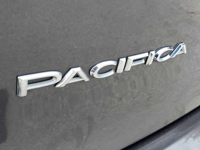 2022 Chrysler Pacifica Touring L, available for sale in Fort Lauderdale, Florida | CarLux Fort Lauderdale. Fort Lauderdale, Florida 2022 Chrysler Pacifica Touring L, available for sale in Fort Lauderdale, Florida | CarLux Fort Lauderdale. Fort Lauderdale, Florida
