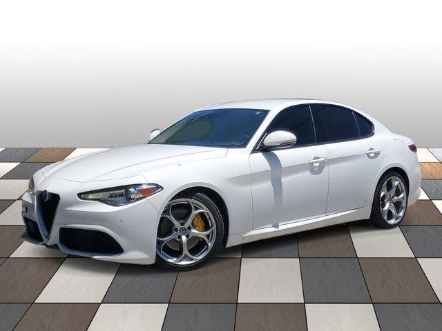 Used 2018 Alfa Romeo Giulia in Fort Lauderdale, Florida | CarLux Fort Lauderdale. Fort Lauderdale, Florida