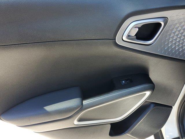 2021 Kia Soul LX, available for sale in Fort Lauderdale, Florida | CarLux Fort Lauderdale. Fort Lauderdale, Florida 2021 Kia Soul LX, available for sale in Fort Lauderdale, Florida | CarLux Fort Lauderdale. Fort Lauderdale, Florida