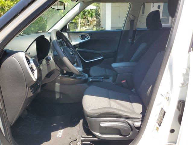 2021 Kia Soul LX, available for sale in Fort Lauderdale, Florida | CarLux Fort Lauderdale. Fort Lauderdale, Florida 2021 Kia Soul LX, available for sale in Fort Lauderdale, Florida | CarLux Fort Lauderdale. Fort Lauderdale, Florida