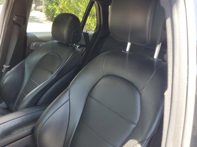 2021 Mercedes-benz Glc GLC 300, available for sale in Fort Lauderdale, Florida | CarLux Fort Lauderdale. Fort Lauderdale, Florida 2021 Mercedes-benz Glc GLC 300, available for sale in Fort Lauderdale, Florida | CarLux Fort Lauderdale. Fort Lauderdale, Florida
