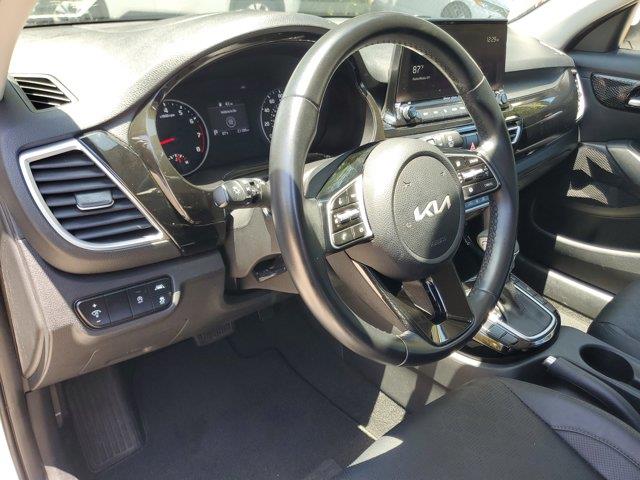 2022 Kia Seltos EX, available for sale in Fort Lauderdale, Florida | CarLux Fort Lauderdale. Fort Lauderdale, Florida 2022 Kia Seltos EX, available for sale in Fort Lauderdale, Florida | CarLux Fort Lauderdale. Fort Lauderdale, Florida