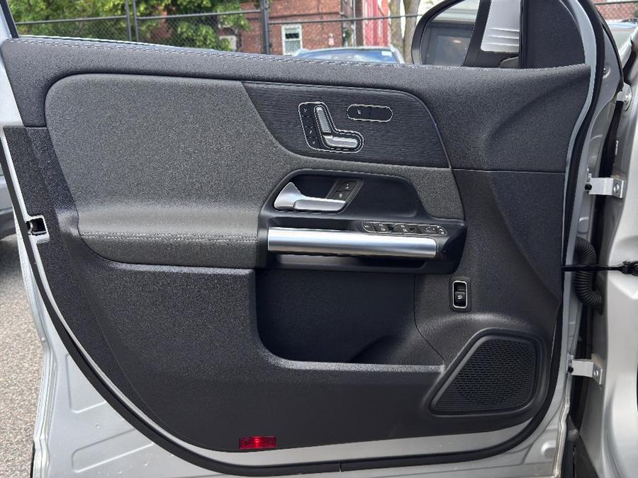 2022 Mercedes-benz Gla 35 AMG, available for sale in Woodside, New York | Drive Central. Woodside, New York 2022 Mercedes-benz Gla 35 AMG, available for sale in Woodside, New York | Drive Central. Woodside, New York