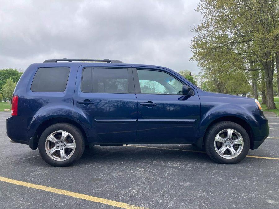 2014 Honda Pilot EX Sport Utility 4D, available for sale in Wolcott, New York | Auto Hunter CNY. Wolcott, New York 2014 Honda Pilot EX Sport Utility 4D, available for sale in Wolcott, New York | Auto Hunter CNY. Wolcott, New York