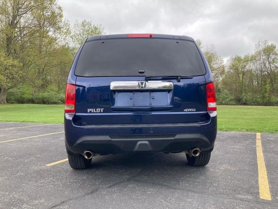 2014 Honda Pilot EX Sport Utility 4D, available for sale in Wolcott, New York | Auto Hunter CNY. Wolcott, New York 2014 Honda Pilot EX Sport Utility 4D, available for sale in Wolcott, New York | Auto Hunter CNY. Wolcott, New York