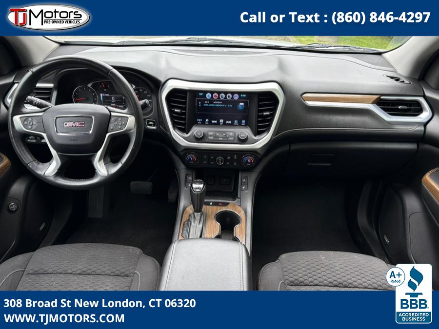 2017 GMC Acadia AWD 4dr SLE, available for sale in New London, Connecticut | TJ Motors LLC. New London, Connecticut 2017 GMC Acadia AWD 4dr SLE, available for sale in New London, Connecticut | TJ Motors LLC. New London, Connecticut