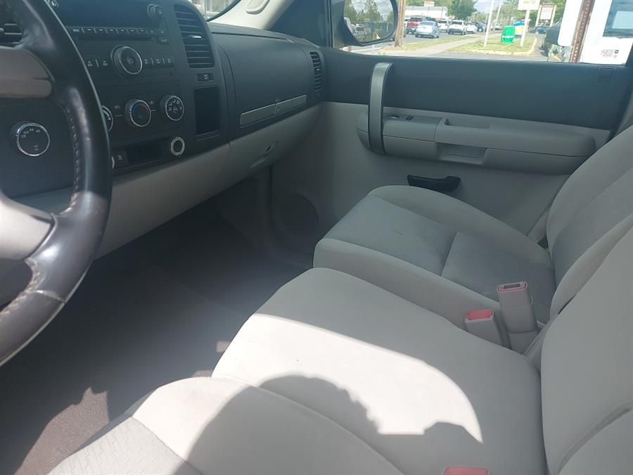 2009 Chevrolet Silverado 1500 4WD Ext Cab 143.5" LT, available for sale in West Hartford, Connecticut | Chadrad Motors llc. West Hartford, Connecticut 2009 Chevrolet Silverado 1500 4WD Ext Cab 143.5" LT, available for sale in West Hartford, Connecticut | Chadrad Motors llc. West Hartford, Connecticut