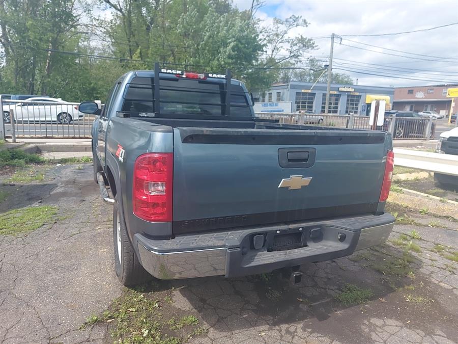 2009 Chevrolet Silverado 1500 4WD Ext Cab 143.5" LT, available for sale in West Hartford, Connecticut | Chadrad Motors llc. West Hartford, Connecticut 2009 Chevrolet Silverado 1500 4WD Ext Cab 143.5" LT, available for sale in West Hartford, Connecticut | Chadrad Motors llc. West Hartford, Connecticut