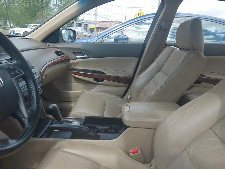 2010 Honda Accord Sdn 4dr I4 Auto EX-L, available for sale in West Hartford, Connecticut | Chadrad Motors llc. West Hartford, Connecticut 2010 Honda Accord Sdn 4dr I4 Auto EX-L, available for sale in West Hartford, Connecticut | Chadrad Motors llc. West Hartford, Connecticut