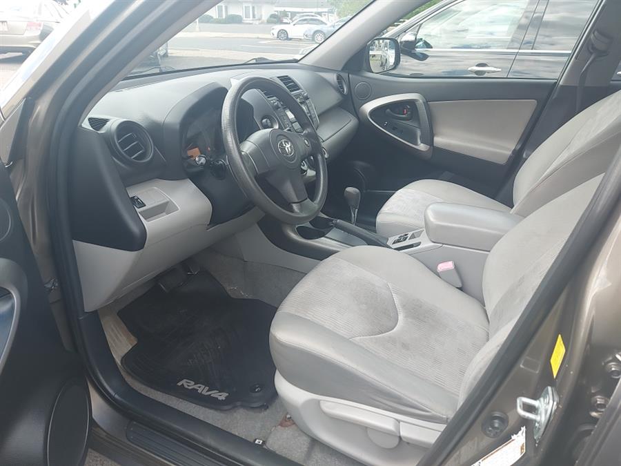2011 Toyota RAV4 4WD 4dr 4-cyl 4-Spd AT (Natl), available for sale in West Hartford, Connecticut | Chadrad Motors llc. West Hartford, Connecticut 2011 Toyota RAV4 4WD 4dr 4-cyl 4-Spd AT (Natl), available for sale in West Hartford, Connecticut | Chadrad Motors llc. West Hartford, Connecticut