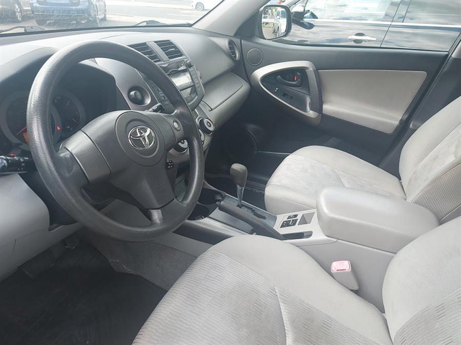 2011 Toyota RAV4 4WD 4dr 4-cyl 4-Spd AT (Natl), available for sale in West Hartford, Connecticut | Chadrad Motors llc. West Hartford, Connecticut 2011 Toyota RAV4 4WD 4dr 4-cyl 4-Spd AT (Natl), available for sale in West Hartford, Connecticut | Chadrad Motors llc. West Hartford, Connecticut