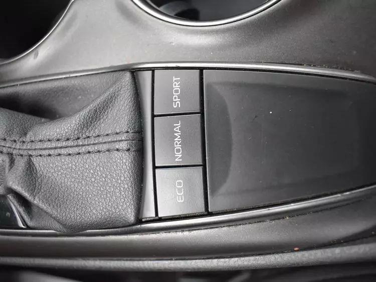 2022 Toyota Camry SE Sedan 4D, available for sale in Irvington, New Jersey | NJ Used Cars Center. Irvington, New Jersey 2022 Toyota Camry SE Sedan 4D, available for sale in Irvington, New Jersey | NJ Used Cars Center. Irvington, New Jersey