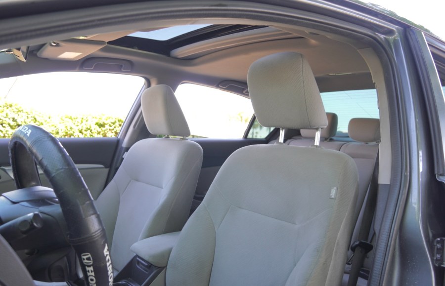 2013 Honda Civic Sdn EX SUNROOF/BLUETOOTH/BACK UP CAMERA/, available for sale in Riverside, California | Big Timin Motors LLC. Riverside, California 2013 Honda Civic Sdn EX SUNROOF/BLUETOOTH/BACK UP CAMERA/, available for sale in Riverside, California | Big Timin Motors LLC. Riverside, California