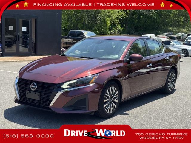 Used 2023 Nissan Altima in Woodbury, New York | Drive World. Woodbury, New York