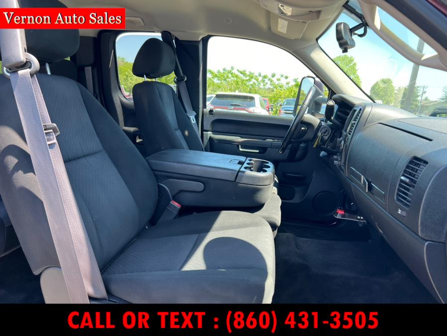 2013 Chevrolet Silverado 1500 4WD Ext Cab 143.5" LT, available for sale in Manchester, Connecticut | Vernon Auto Sale & Service. Manchester, Connecticut 2013 Chevrolet Silverado 1500 4WD Ext Cab 143.5" LT, available for sale in Manchester, Connecticut | Vernon Auto Sale & Service. Manchester, Connecticut