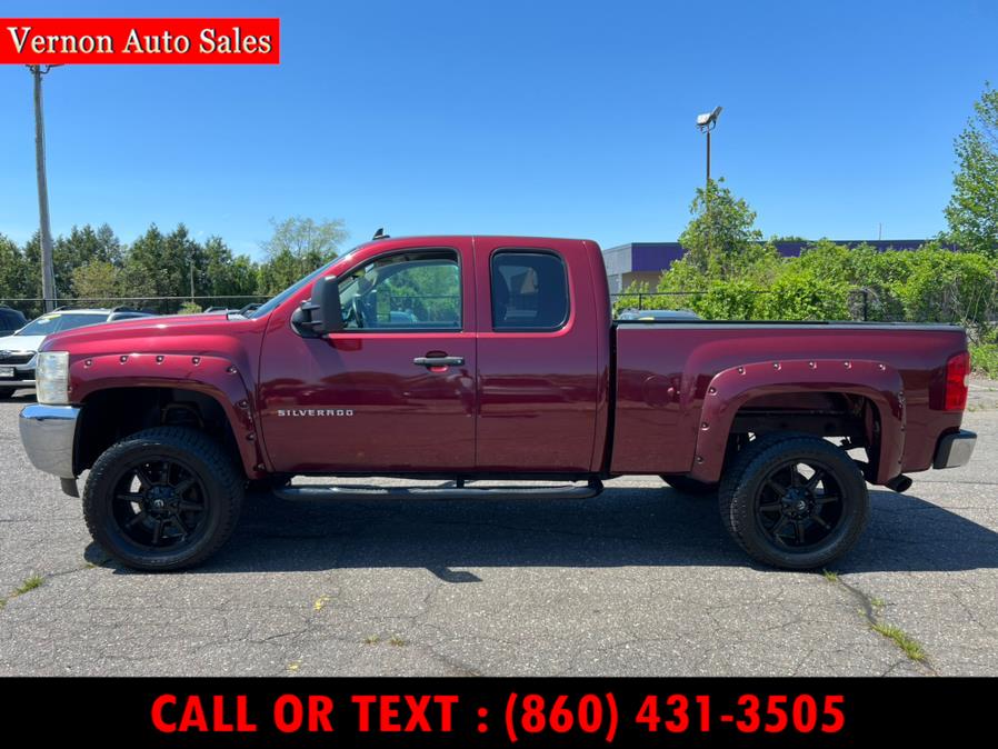 2013 Chevrolet Silverado 1500 4WD Ext Cab 143.5" LT, available for sale in Manchester, Connecticut | Vernon Auto Sale & Service. Manchester, Connecticut 2013 Chevrolet Silverado 1500 4WD Ext Cab 143.5" LT, available for sale in Manchester, Connecticut | Vernon Auto Sale & Service. Manchester, Connecticut