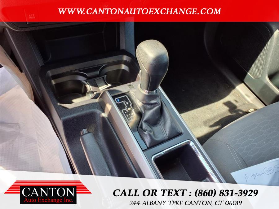 2017 Toyota Tacoma SR5 Double Cab 5'' Bed V6 4x4 AT (Natl), available for sale in Canton, Connecticut | Canton Auto Exchange. Canton, Connecticut 2017 Toyota Tacoma SR5 Double Cab 5'' Bed V6 4x4 AT (Natl), available for sale in Canton, Connecticut | Canton Auto Exchange. Canton, Connecticut