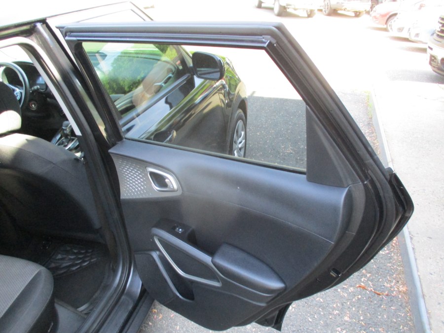 2020 Kia Soul S IVT, available for sale in Meriden, Connecticut | Cos Central Auto. Meriden, Connecticut 2020 Kia Soul S IVT, available for sale in Meriden, Connecticut | Cos Central Auto. Meriden, Connecticut