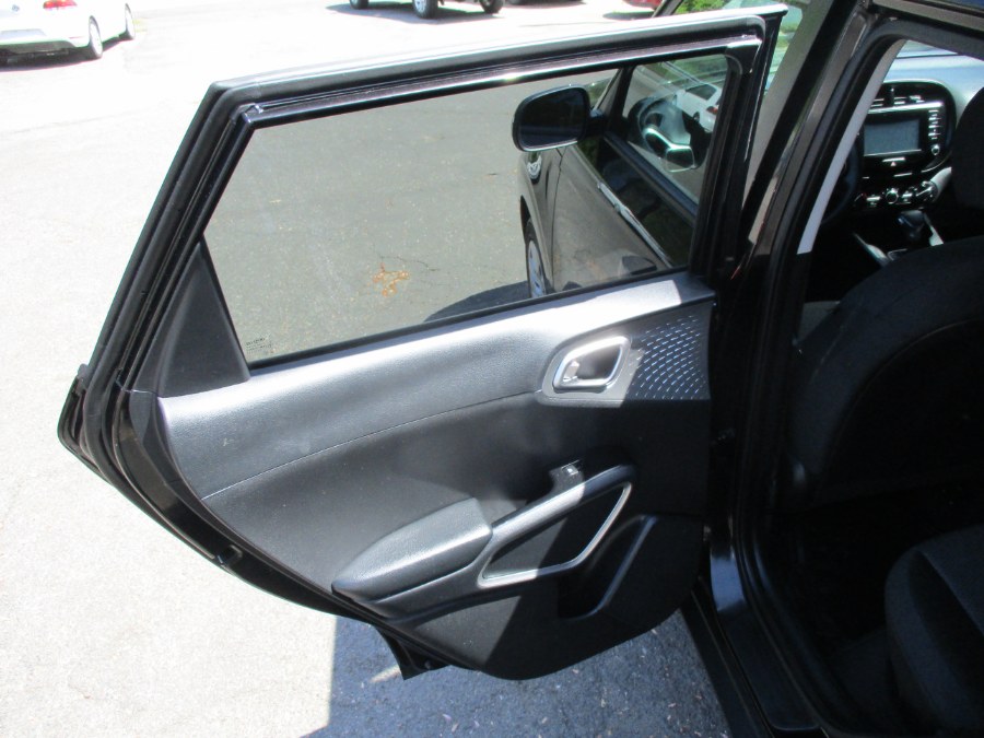 2020 Kia Soul S IVT, available for sale in Meriden, Connecticut | Cos Central Auto. Meriden, Connecticut 2020 Kia Soul S IVT, available for sale in Meriden, Connecticut | Cos Central Auto. Meriden, Connecticut