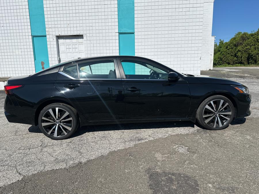 Used 2021 Nissan Altima in Milford, Connecticut | Dealertown Auto Wholesalers. Milford, Connecticut