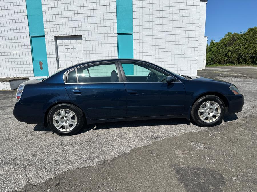 2006 Nissan Altima 4dr Sdn I4 Auto 2.5 S ULEV, available for sale in Milford, Connecticut | Dealertown Auto Wholesalers. Milford, Connecticut 2006 Nissan Altima 4dr Sdn I4 Auto 2.5 S ULEV, available for sale in Milford, Connecticut | Dealertown Auto Wholesalers. Milford, Connecticut