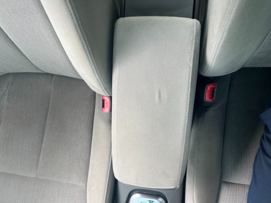 2010 Nissan Altima 4dr Sdn I4 CVT 2.5 S, available for sale in Bristol, Connecticut | Bristol Auto Center LLC. Bristol, Connecticut 2010 Nissan Altima 4dr Sdn I4 CVT 2.5 S, available for sale in Bristol, Connecticut | Bristol Auto Center LLC. Bristol, Connecticut