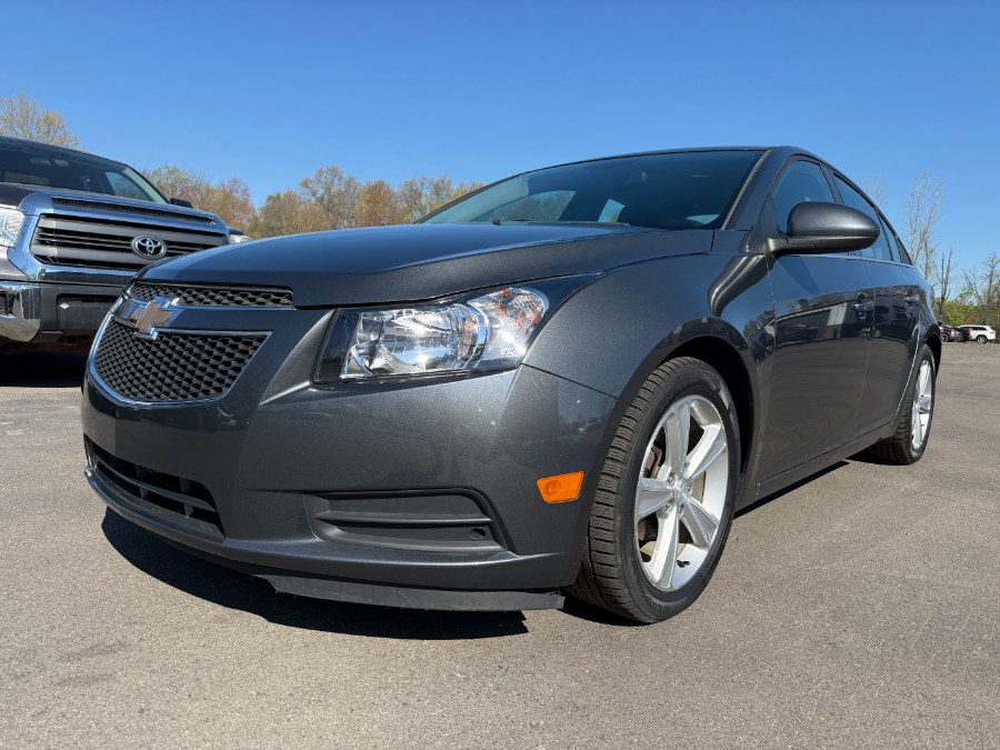 Used 2013 Chevrolet Cruze in Ortonville, Michigan | Marsh Auto Sales LLC. Ortonville, Michigan