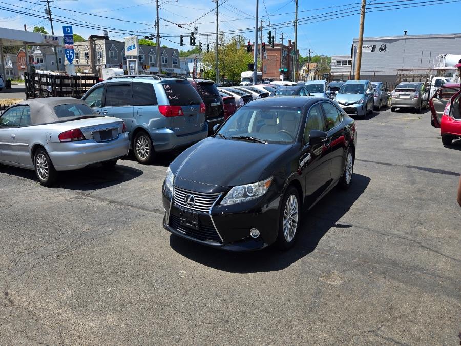 2014 Lexus ES 350 4dr Sdn, available for sale in West Haven, Connecticut | Uzun Auto. West Haven, Connecticut 2014 Lexus ES 350 4dr Sdn, available for sale in West Haven, Connecticut | Uzun Auto. West Haven, Connecticut