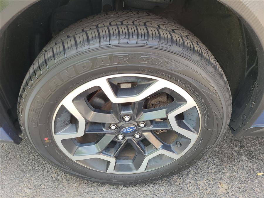 2016 Subaru Crosstrek 5dr Man 2.0i, available for sale in Canton, Connecticut | Lava Motors. Canton, Connecticut 2016 Subaru Crosstrek 5dr Man 2.0i, available for sale in Canton, Connecticut | Lava Motors. Canton, Connecticut